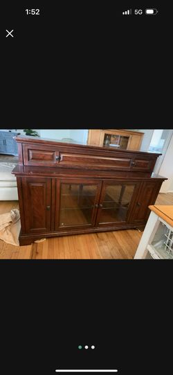 Tv console