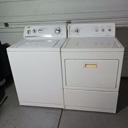 Whirlpool Washer And Kenmore Gas Dryer 