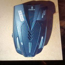COBRA MODEL ESD9290 360 DEGREE RAD 480i LASER RADAR DETECTOR. SOLD AS IS