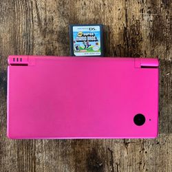 Nintendo DSi in Pink