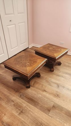 1965 Vintage Thomasville Pedestal End Tables