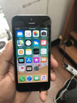 IPhone 5S 16gb factory Unlocked mint