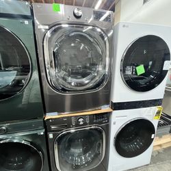 LG Set Front Load 5.2 Washer And Dryer Silver New 