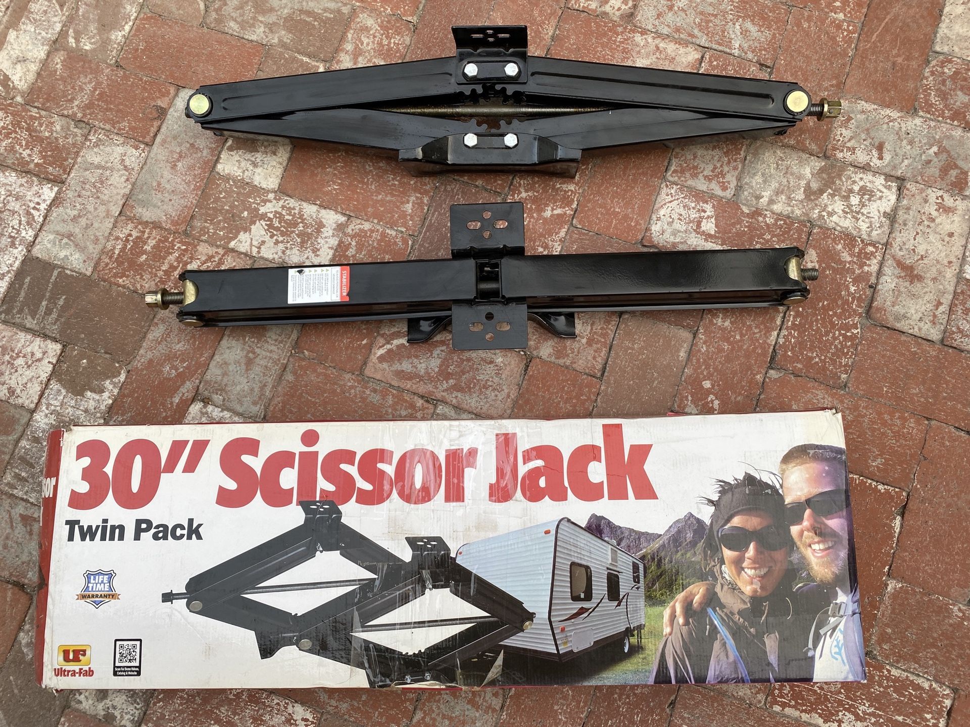 RV Scissor/Stabilizer Jacks