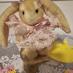 $10.00 - 1980's Victorian Bunny Collectable!  Victorian Dress/Miniature Accents - Like New Condition!