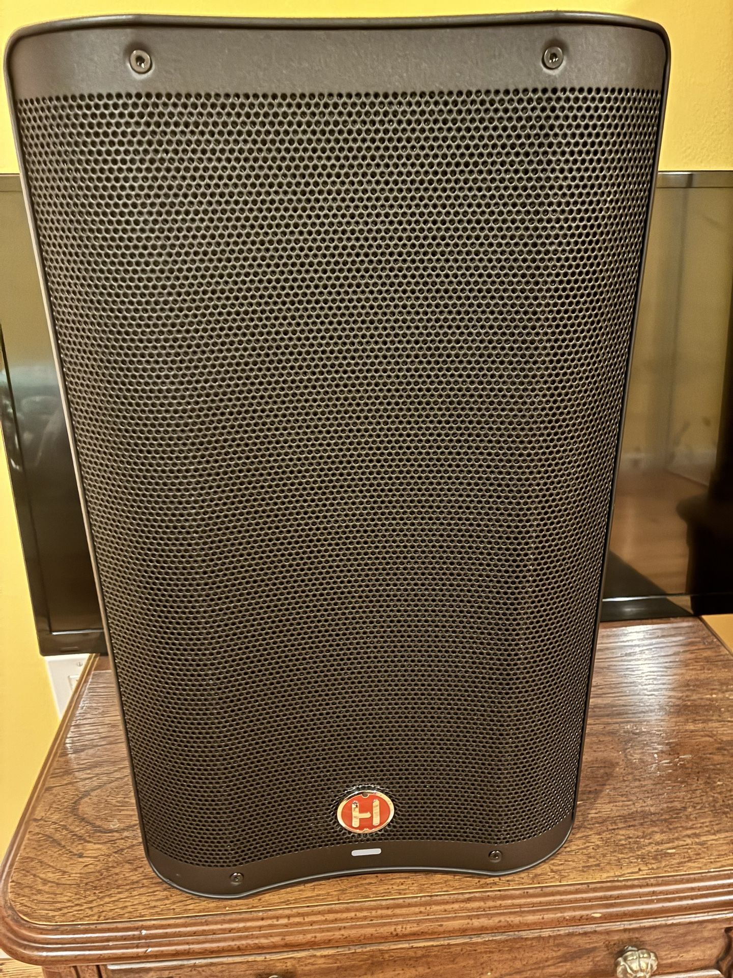 Harbinger (V2310) PA Speaker