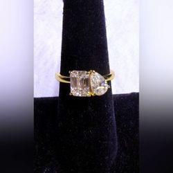 Pear Emerald Moissanite Diamond Ring