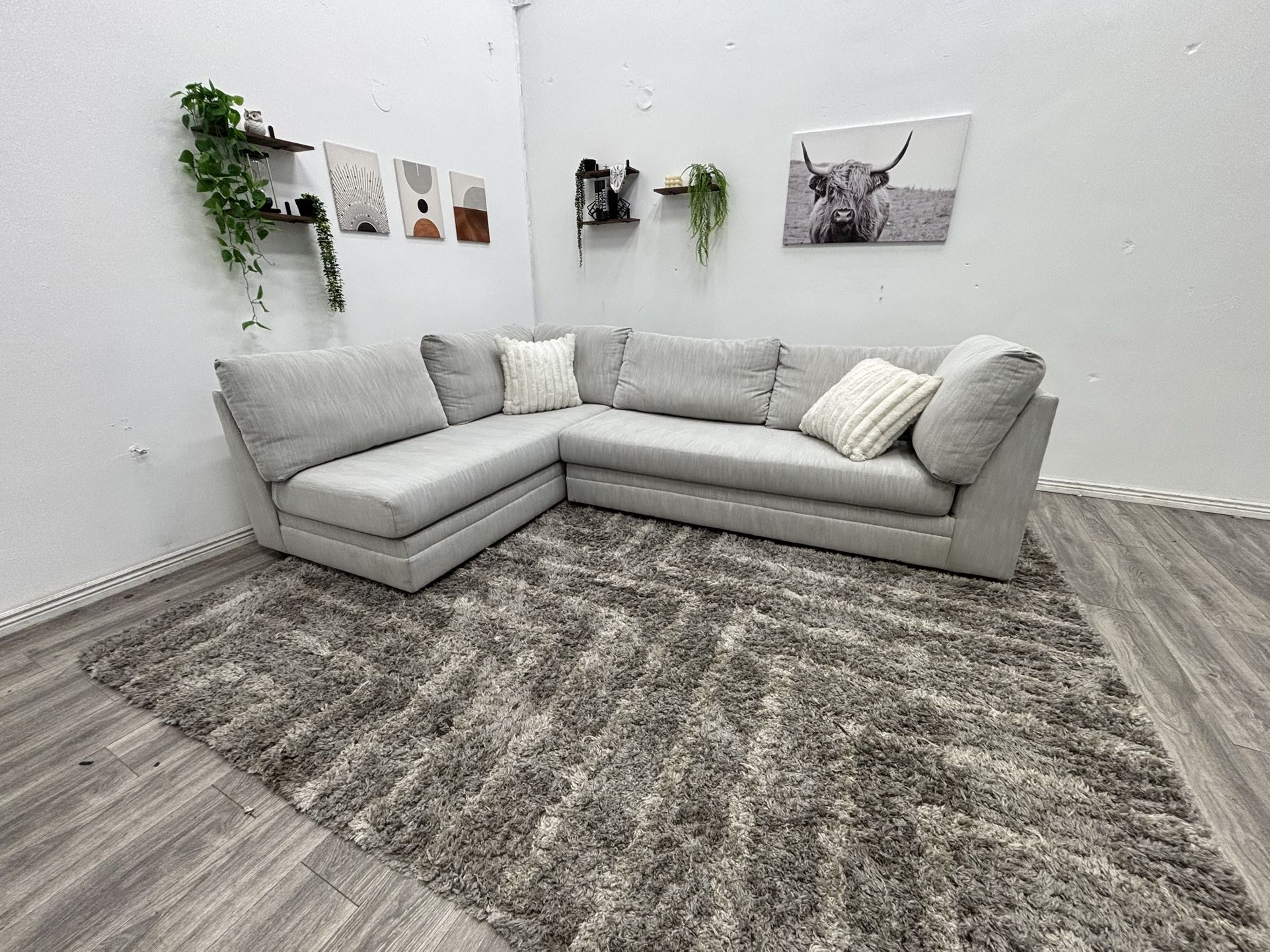 Sectional Couch - Free Delivery