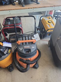 Wet & dry vac 2272