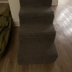 Form Stairs for pets