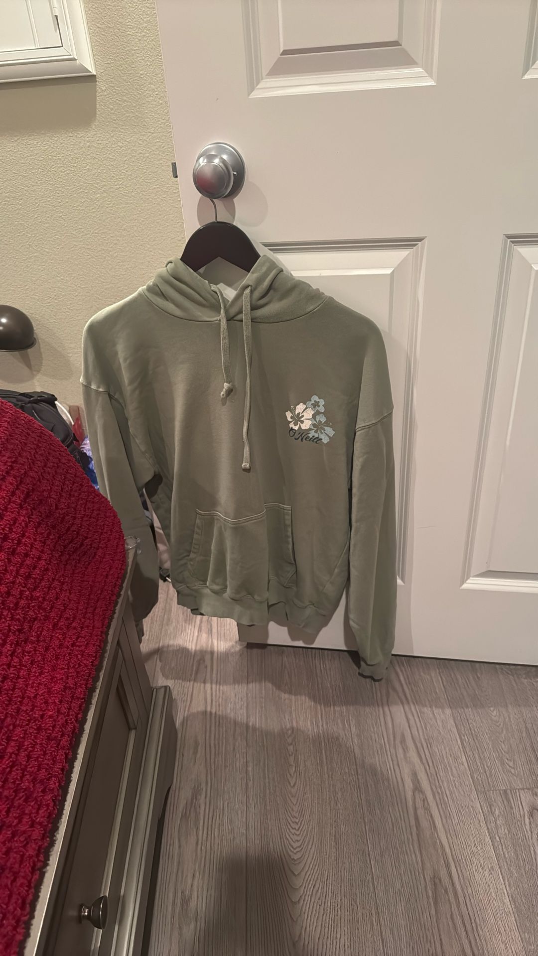 O’Neill Size Small Sweater 