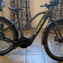 Trek Commute E Bike_ Allant+8s