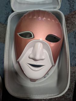 Cleopatra LED spa mask