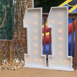 Baby Table,Marquee Number 11,Red Long Runner Carpet