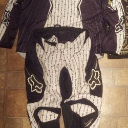 Fox Dirt Bike Pants And Shirt Mayching
