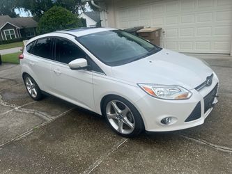 2013 Ford Focus Titanium Hatchback — ONLY 47K Miles! — Loaded — Leather/Moonroof/SONY