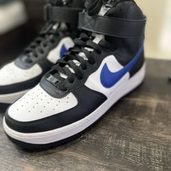 Air Force 1 Nike shoes Size 9 