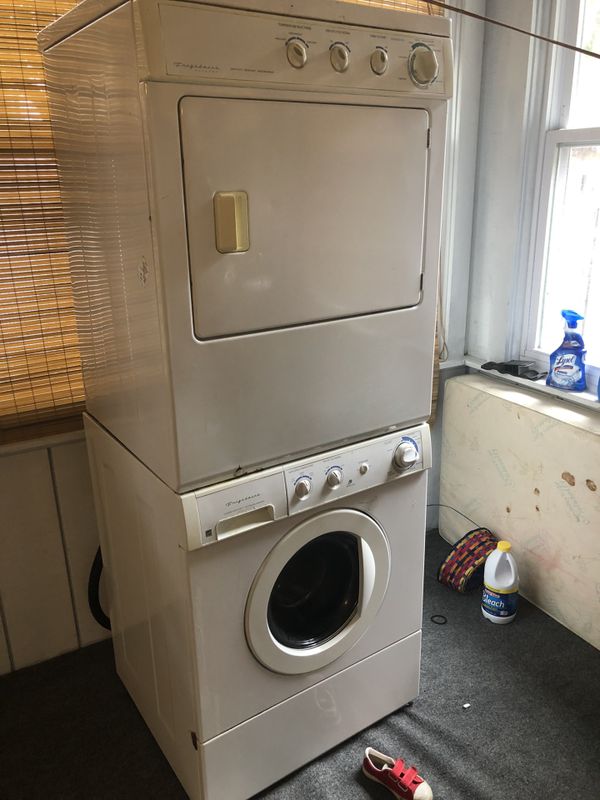 Washer and dryer Frigidaire for sell for Sale in Lowell, MA OfferUp