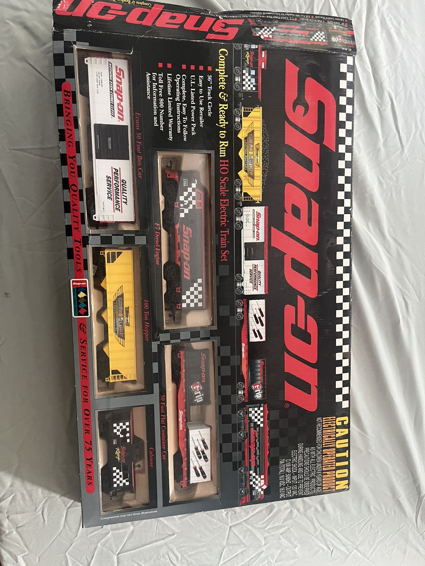 Snap-On Tools Electric Train set 1998 - Slightly Damaged box, Brand New