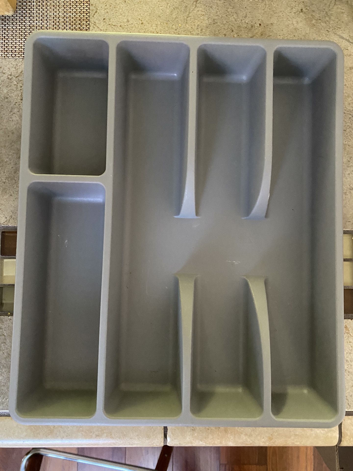 silverware organizer