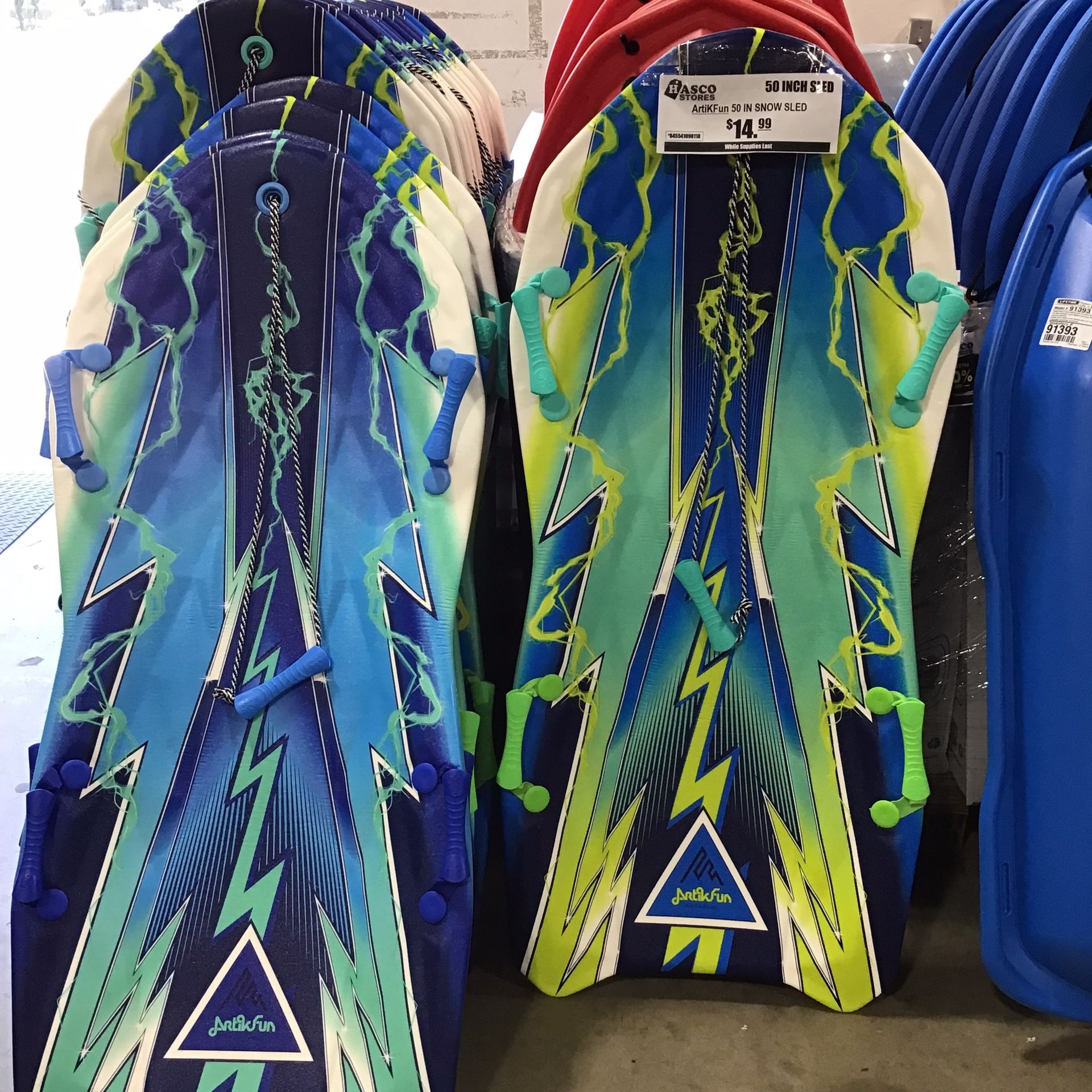 ArtikFun 50in Snow Sled 