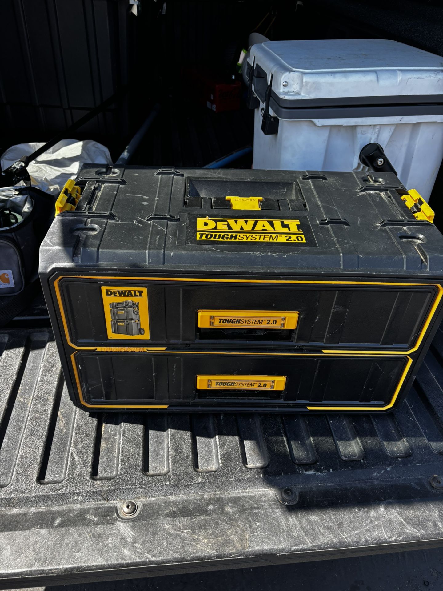 Dewalt Sliding Tool Chest 