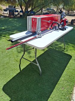 TROY-BILT 22 in. Gas-Powered Hedge Trimmer