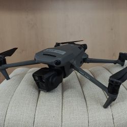 DJI Mavic 3 Pro