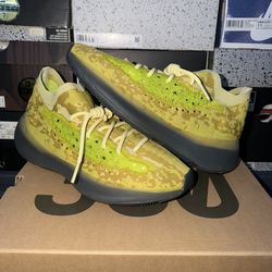 Adidas Yeezy Boost 380 'Hylte Glow’ Size 11