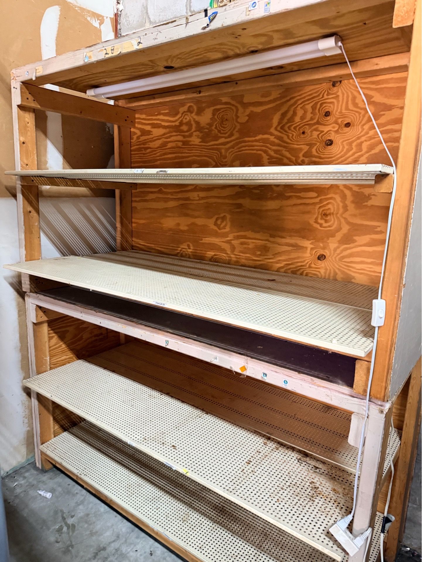 Shelf with lighting