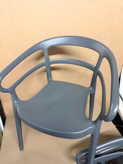 4 stackable modern gray plastic Chairs