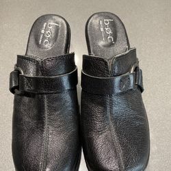 BOC Born Black Leather Ladies Clogs Mules US 6 New