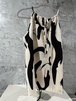 Black and white summer blouse L