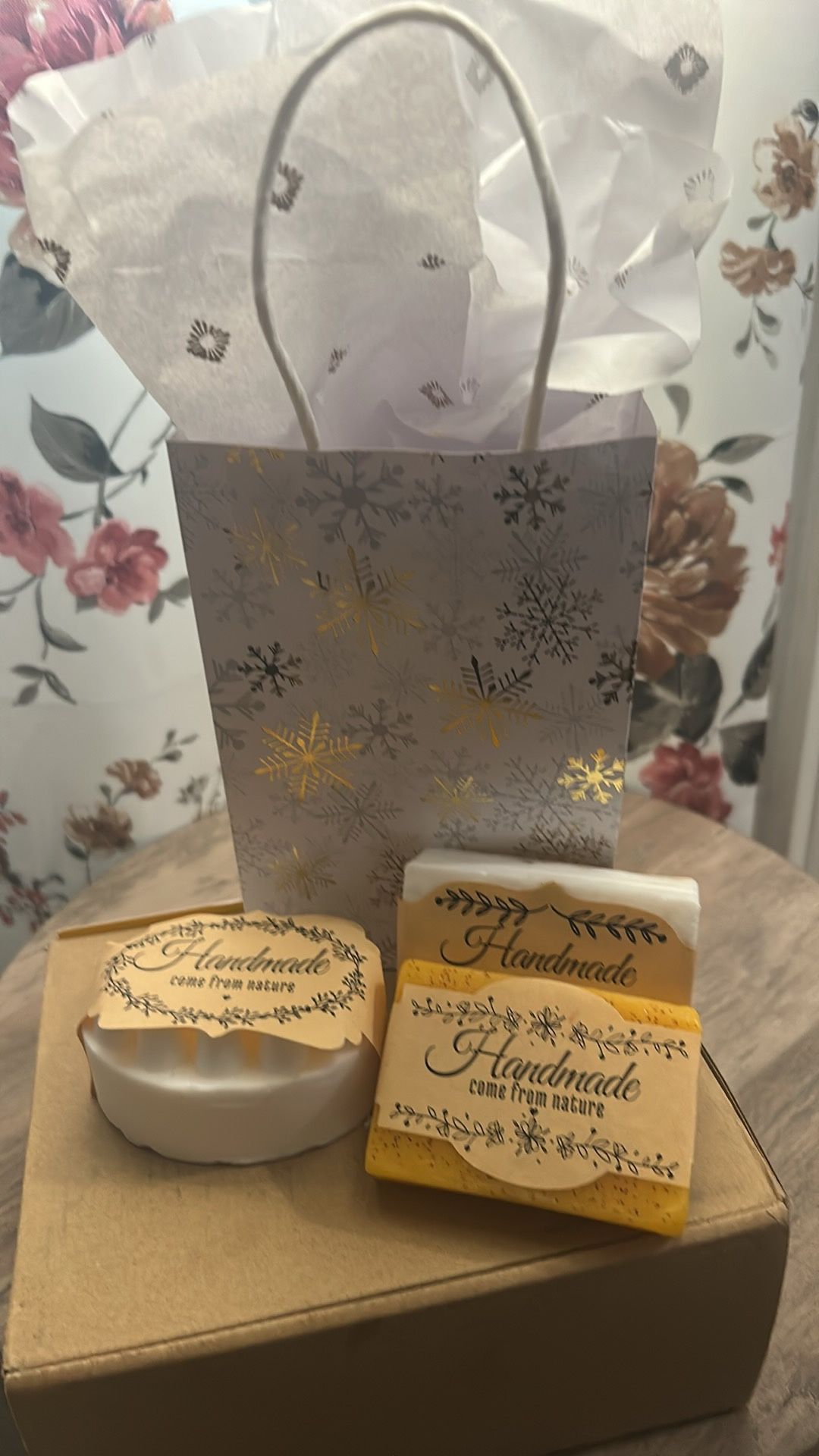 Soap And Bady Care Oatmeal And Goat Milk