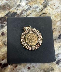 Brand new Dos pesos coin pendant
