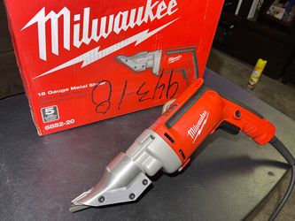MILWAUKEE 6.8 Amp 18-Gauge Shear