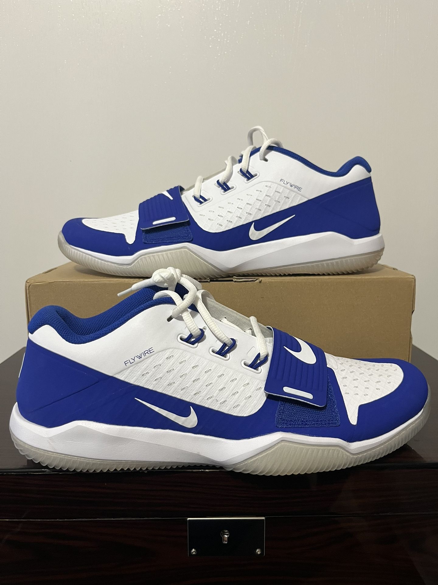 Men's Nike Alpha Menace Turf Low Football Cleats BV3997-101 White Blue Size 13