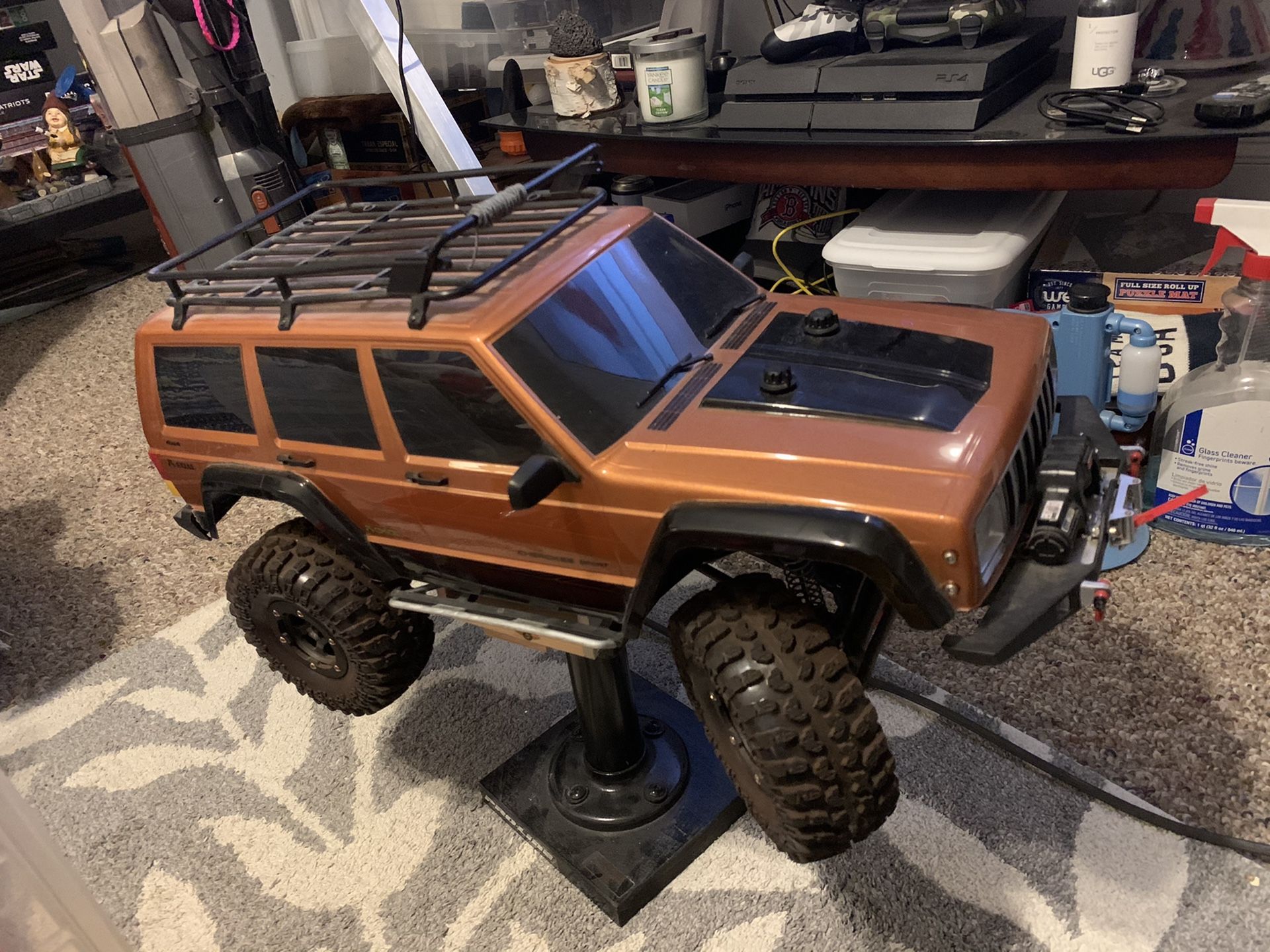 RC Axial 10 Crawler