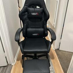 Vibrating LED gamer Chair 