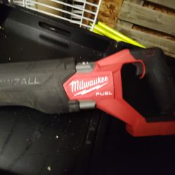 Milwaukee Saw Zall
