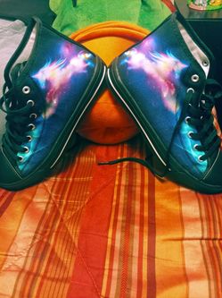 Customize 5.5 unicorn sneakers.