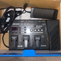 Boss ME25 Guitar Peddle