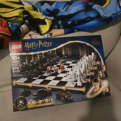 Harry Potter Hogwarts Lego Chess Set