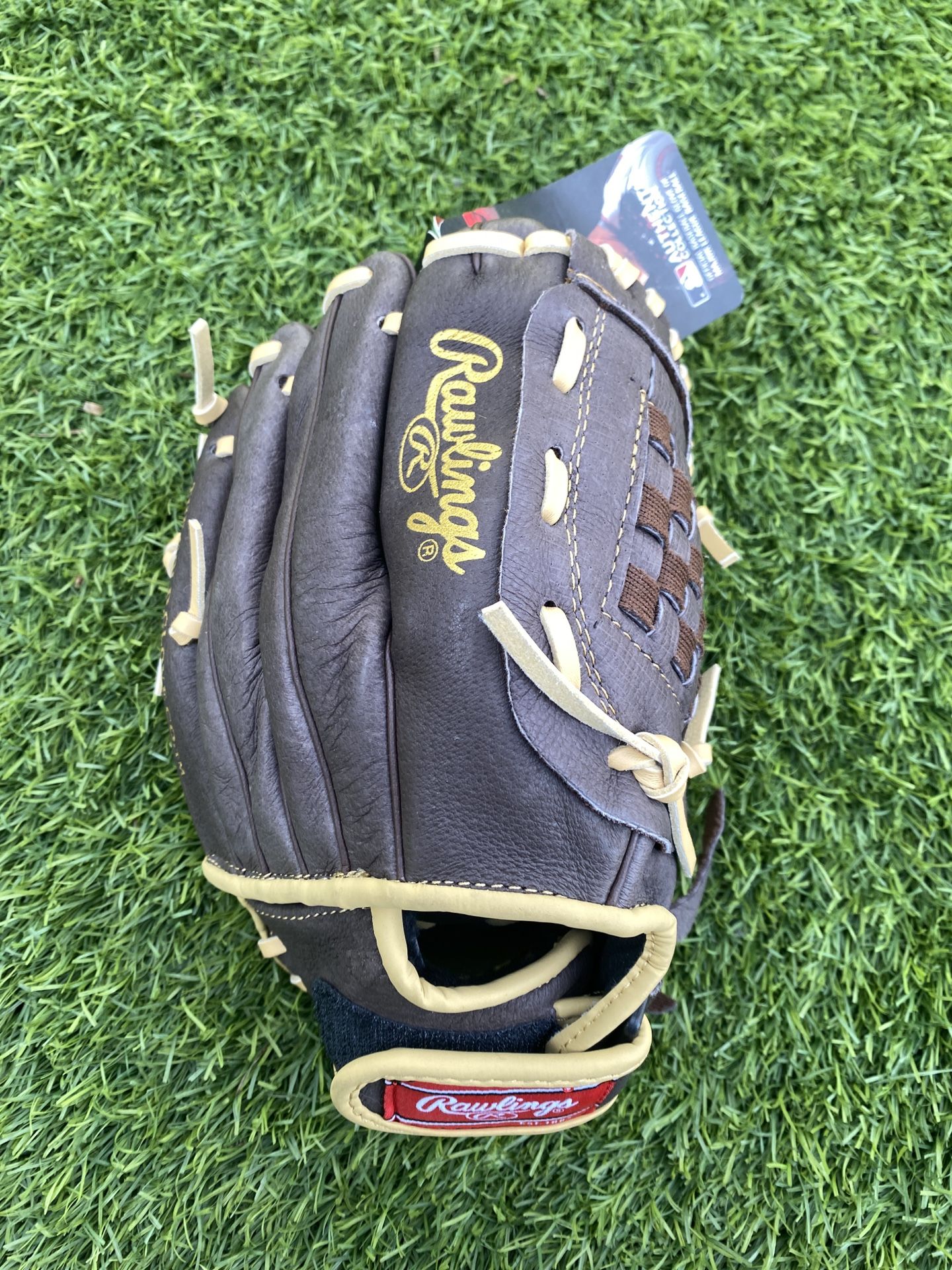 Rawlings Baseball Glove