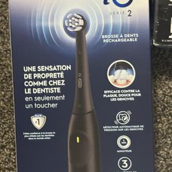 Oral B Io 2 Tooth Brush