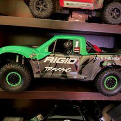 Traxxas Udr