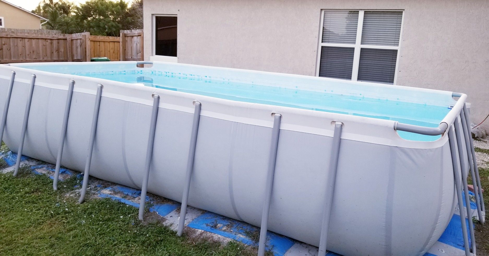 Intex 9'x18'x52" Ultra Frame Above Ground Pool
