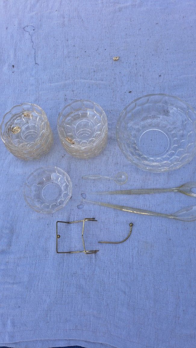 Antique Salad Bowl Set