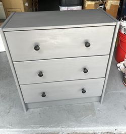 3 Drawer Chest