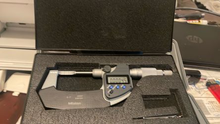 0-1.000. Digital BladeMicrometer